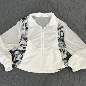 Zyia Packable Wind Breaker